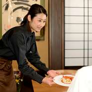 冷たいものは冷たく、温かいものは温かく。美味しいタイミングで