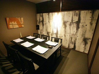 ゆったりと足を伸ばして寛ぎください。