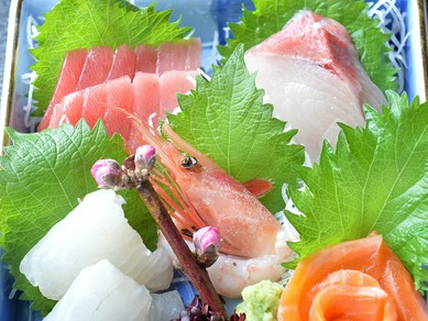 大洗市場目の前にして鮮魚を堪能