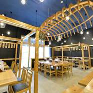 新鮮なお刺身や肉厚でふっくらしているあじを使用した『あじフライ」等の料理メニュー他、茨城の地酒やビール、ハイボール等のお酒が揃っています。地域の集まりや歓送迎会等の宴会にも。時間や予算は応相談。