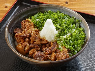 この地で馴染みのない味や麺、牛すじをいかに喜んでもらえるか