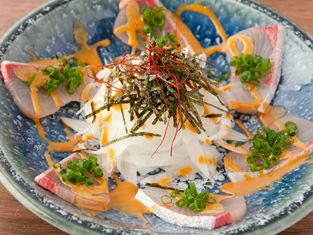 히가시코가네이 히카리야