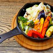 Organic vegetables grilled with organic balsamic sauce