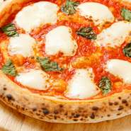 Lサイズ　1280円
Margherita pizza