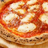 Lサイズ　1380円
100% beef bolognese pizza