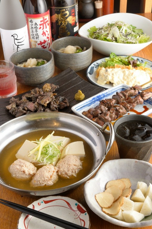 仲間と楽しいひとときを。飲み放題付き宴会コース