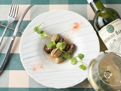 厳選されたワインはフレンチとの相性ぴったりです