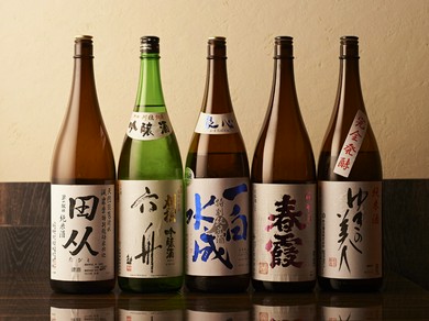 秋田の地酒、全国の銘酒。厳選日本酒は約80種