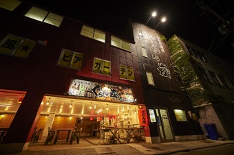 多彩な酒と旬の味わいで、日常の一杯から特別な夜まで