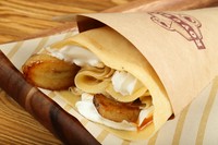 バナナをバターとキャラメルで焼きました。香ばしさとほんのり大人な苦みもある、オススメメニューです。