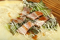 お肉と野菜が両方入ったガッツリ系で、お手軽ランチにもピッタリな逸品クレープ『ローストビーフと野菜』