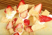 静岡で長く愛されているイチゴ・あきひめを使った『イチゴミルフィーユ（イチゴ・生クリーム・パイ生地）』
