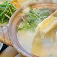 ※個室利用はランチのみ６名様よりご利用となります。税金・サービス料を含みます。（予約制）