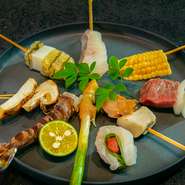 メニューは昼夜ともにおまかせコースのみ。少人数でのご宴会に