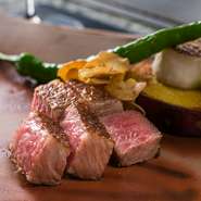 ガッツリ？ しっとり？ 和牛を堪能したいなら、ぜひ気軽に相談を。好みの肉や焼き方を提案してくれます。