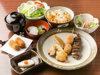 鶏料理を丸ごと楽しめるコース料理でおもてなしを