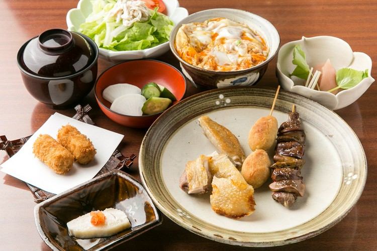 鳥つね自然洞 秋葉原/和食 | ヒトサラ