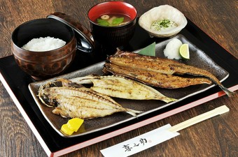 備長炭を使用し、料理人の絶妙な焼き加減がもたらす和食の悦び『炭火焼き　精一杯のもてなし　喜之助定食』