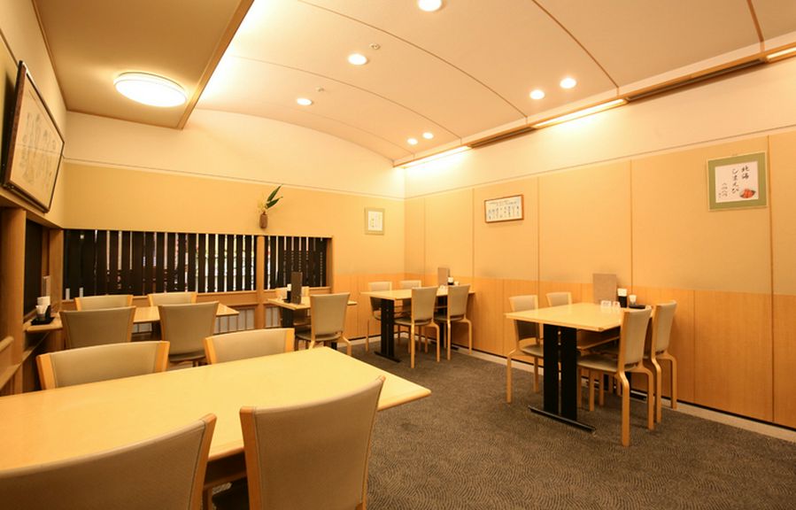 普段づかいも特別な日も。極上の寿司を味わう大人のデート