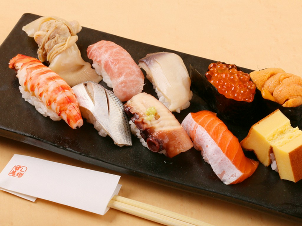 日々かわる四季の旬魚を、自慢の握りで味わい尽くす『牡丹(ぼたん)』