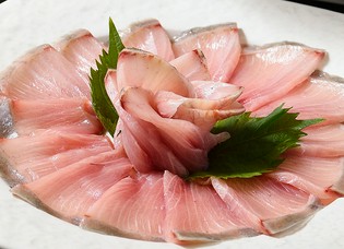 提供するものの9割以上は天然ものの鮮魚