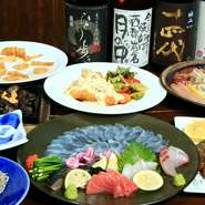 地元宮崎ならではの料理はもちろん、県内の肉、魚、野菜を使った和食から洋食まで、旬の食材をふんだん使ったバラエティー豊かなメニューを愉しめるのが魅力。一つひとつ手づくりで丁寧に仕上げられています。