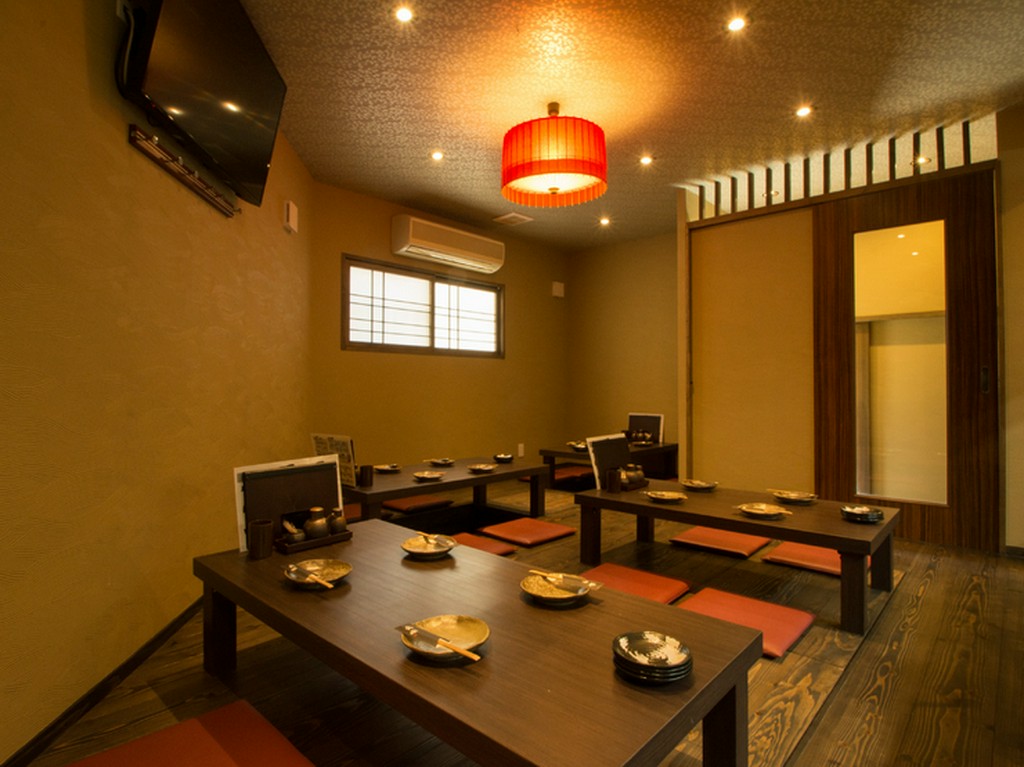 歓送迎会にぴったり。大勢での宴席に利用できる座敷