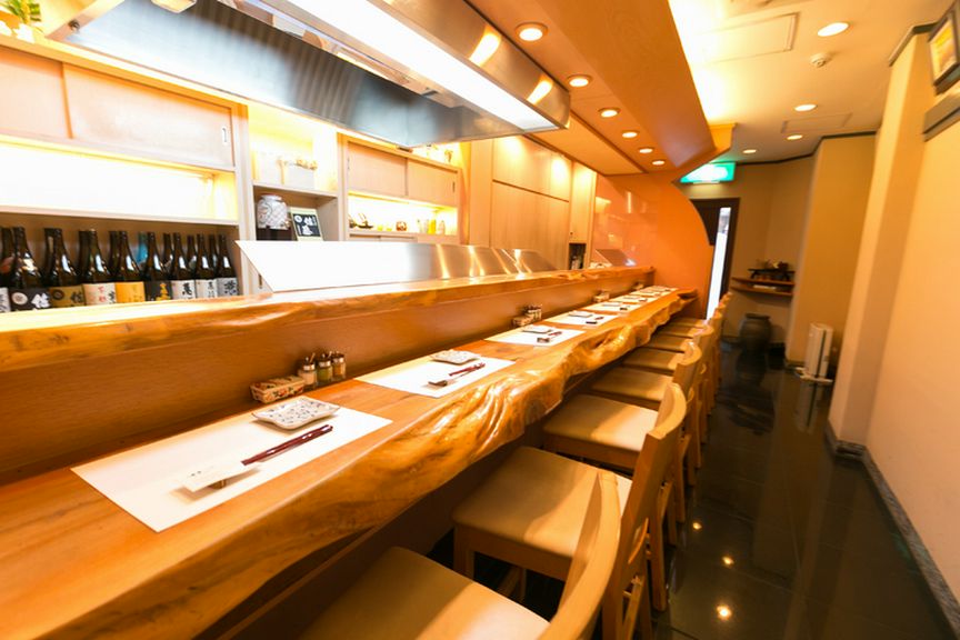 BGMにJazzが流れるお洒落な串揚げのお店