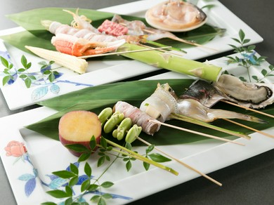 新鮮な食材を使った串揚げが自慢