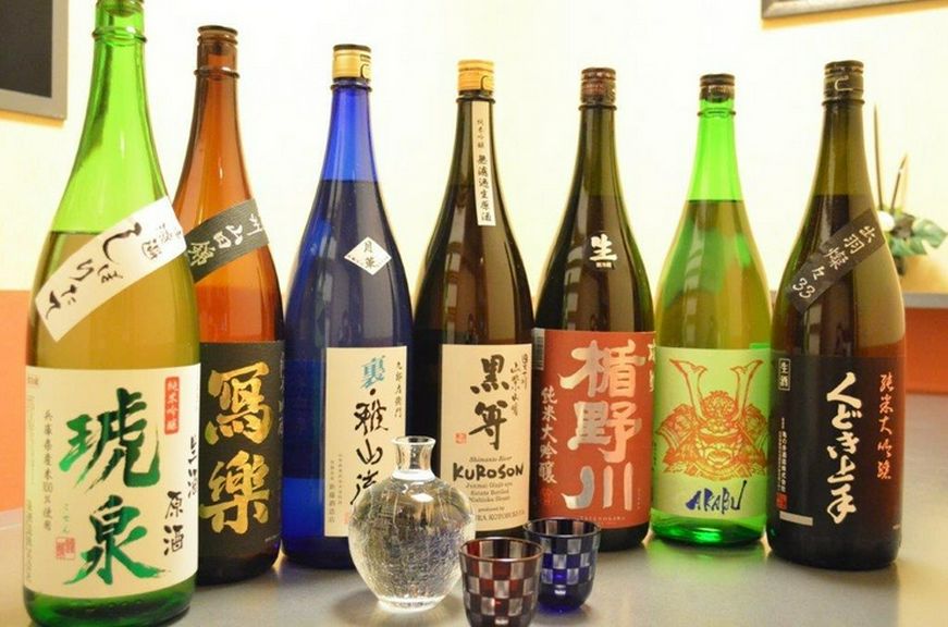 定番の日本酒にはじまり、豊富なお酒を味わえる