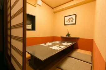 個室でゆっくりと楽しい時間を