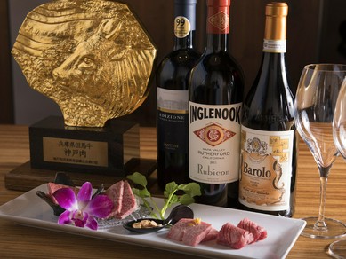 落ち着いた大人の雰囲気で二人の時間を