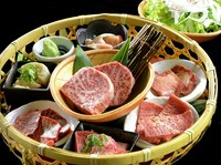 上タン塩/黒毛和牛上カルビ/本日の希少部位2点盛/本日の熟成肉/国産若鶏/本日のホルモン/サラダ/スープ/ご飯/コーヒーor紅茶