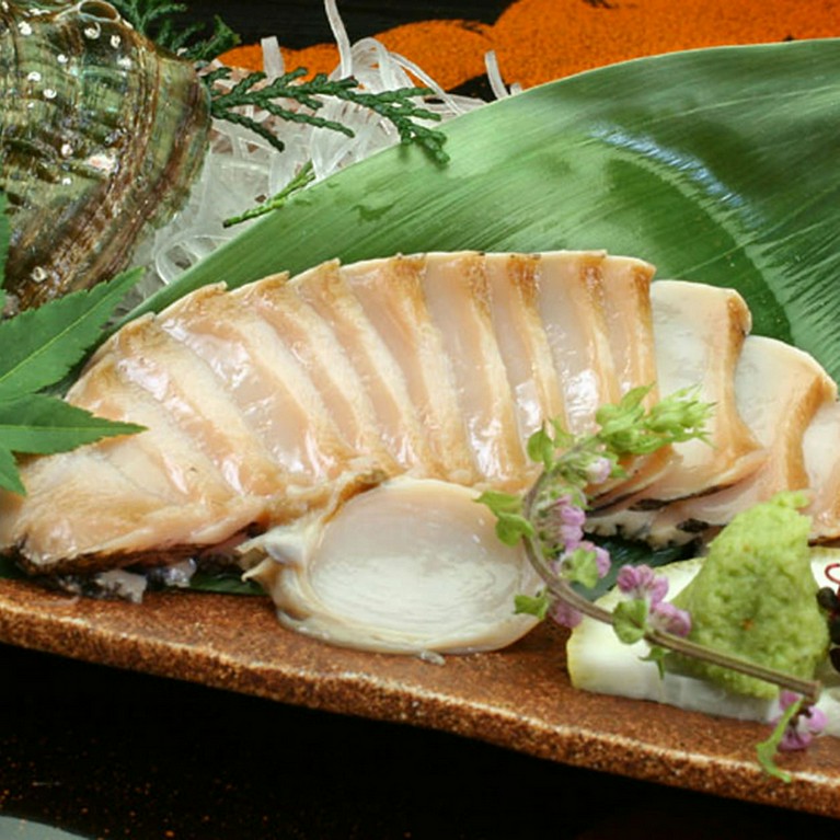 旬の食材が、最も美味しく輝く調理方法で提供