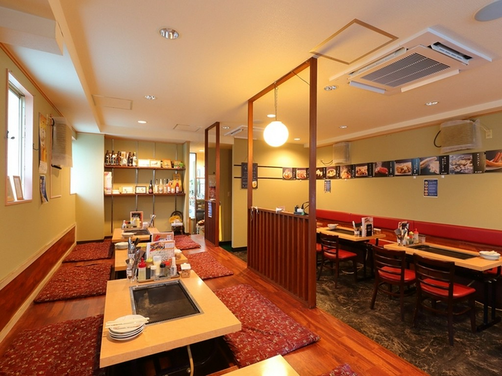 落ち着いた雰囲気でじっくり味わう鉄板焼き