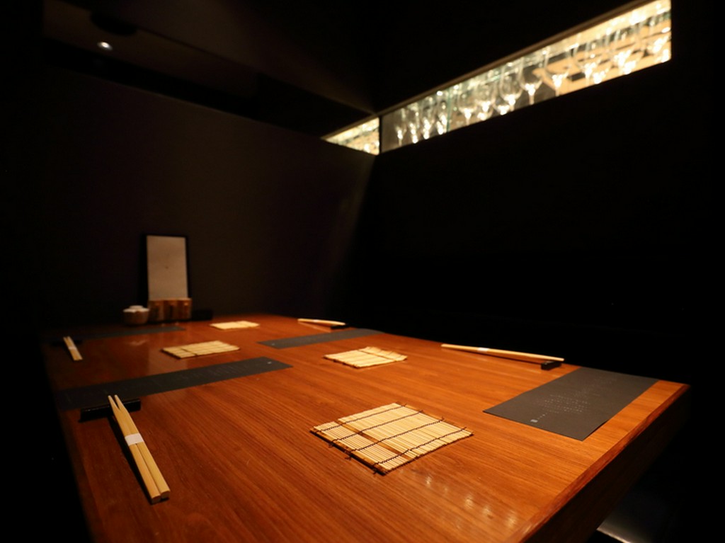 落ち着いた雰囲気の個室で大切な接待や会食を！