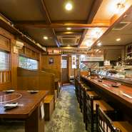 店主のセンスが光る美味しいお料理が人気で、リピーターも多いお店です。落ち着いた雰囲気のため、デートでの利用もオススメ。鮮度抜群の食材を堪能できるため、大切な方との食事にも喜ばれています。