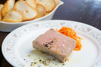 しっとりと滑らかな口当たり『絶品！　レバーペースト』