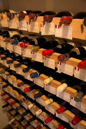 フランスワイン中心に、世界各国のワインが250種類