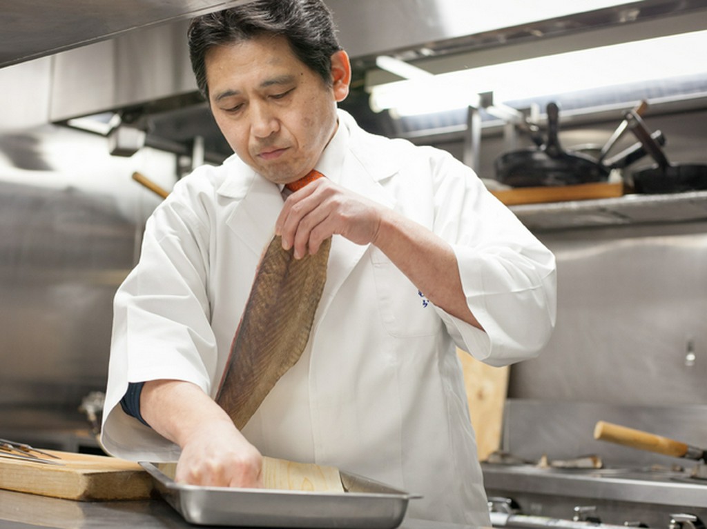 いただけるのは『おまかせ』のみ。日々のいいものを揃えて