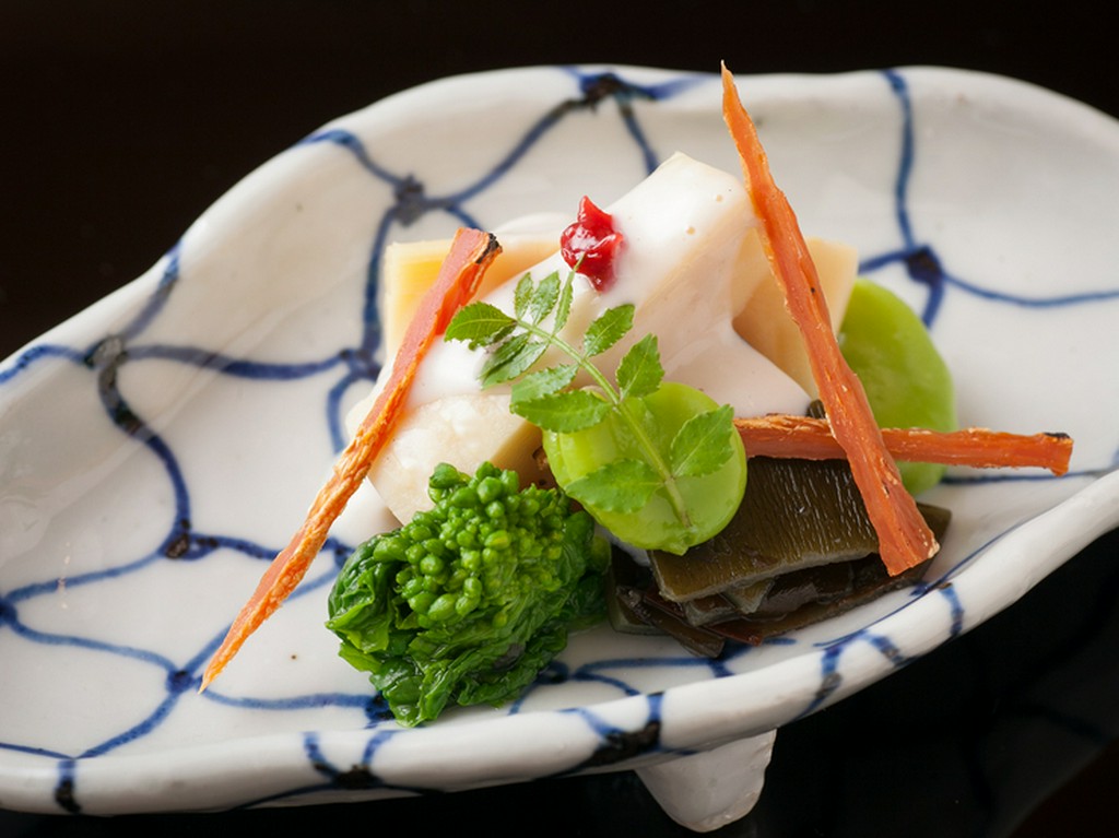 『筍春寒煮と白子の塩梅ソース』