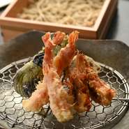 ※単品の場合お蕎麦は付きません。