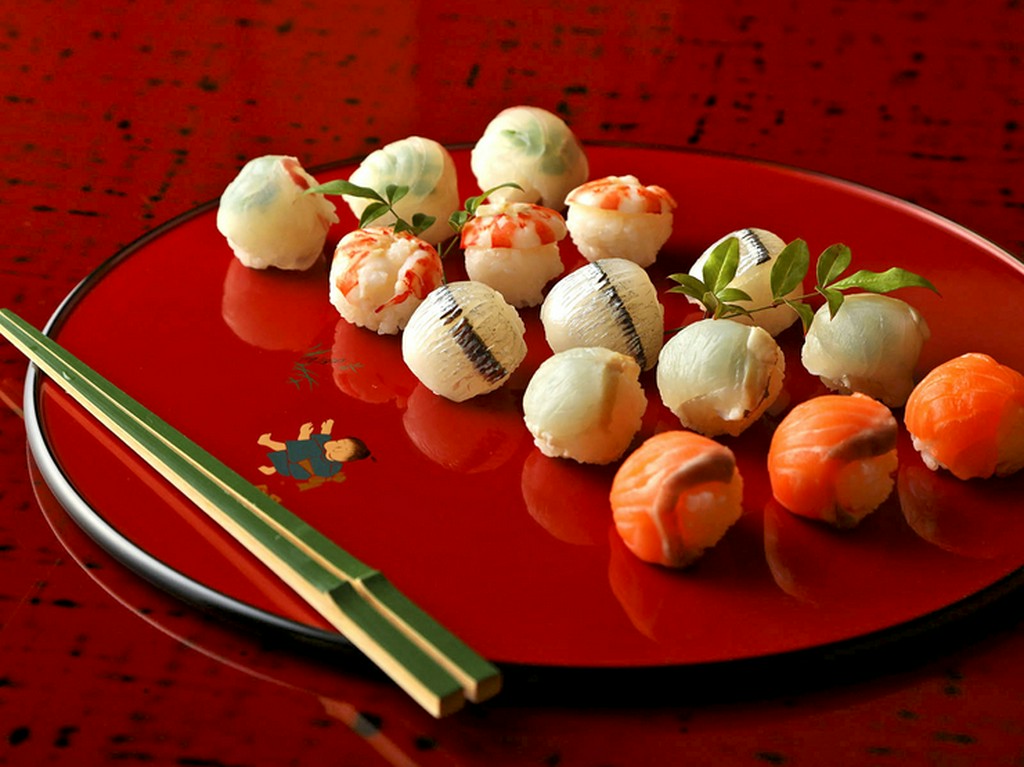 見た目もかわいい『手まり寿司』。お祝いごとにも