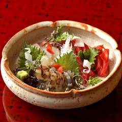 素材の確かさで味わう『お造り』は懐石の老舗ならでは