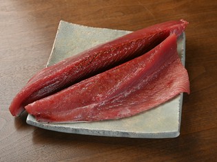 新鮮な鰹のおいしさを、さらに引き出す『鰹の藁焼』