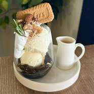 自家製珈琲ゼリーのアフォガードです。ドリンク付き