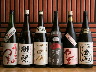 日本酒・焼酎・ワインなど全国より取り寄せています！
