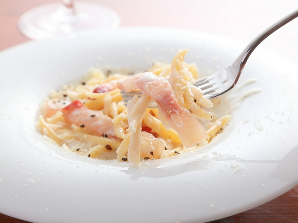 定番メニュー『トロフィエ　カルボナーラ』
