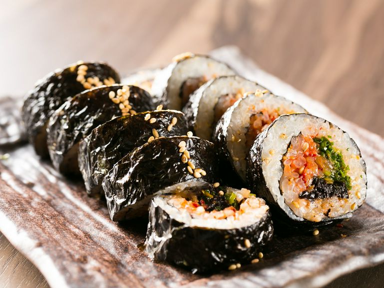 キムチやナムル、チヂミなど、手づくりの韓国料理が盛りだくさん