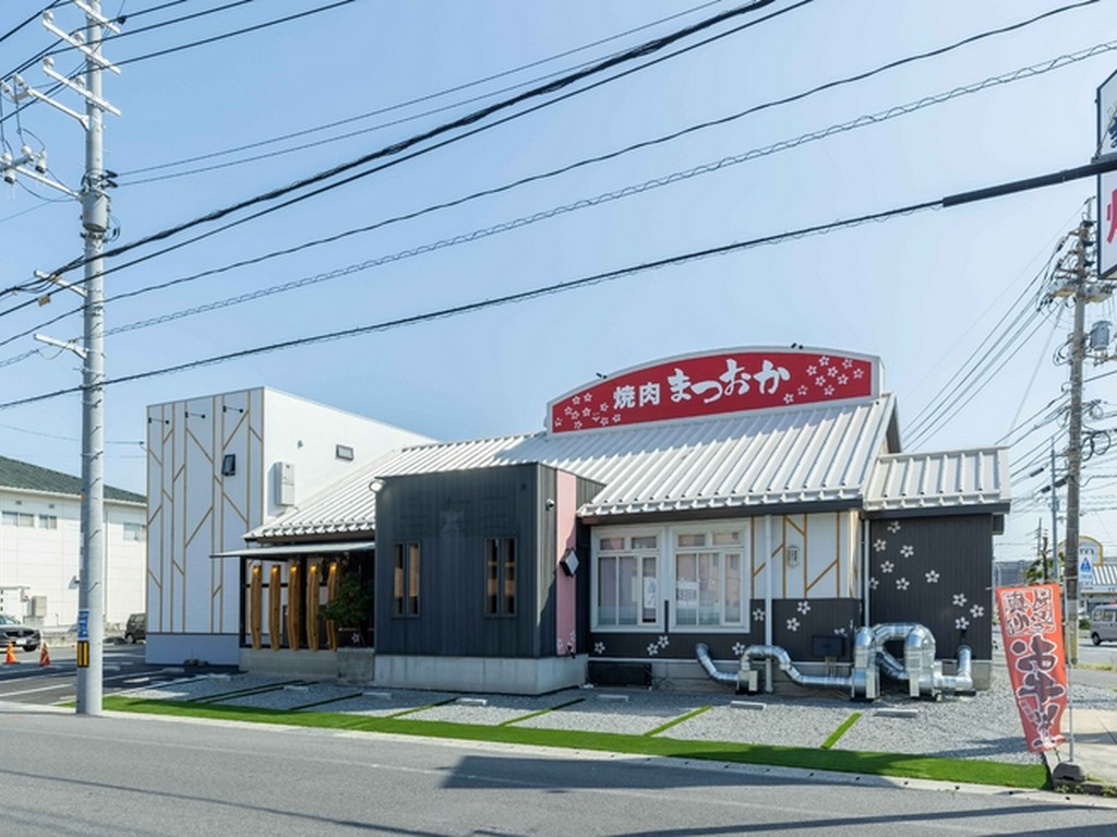 地域密着型の焼肉店が、2021年に移転・リニューアルオープン